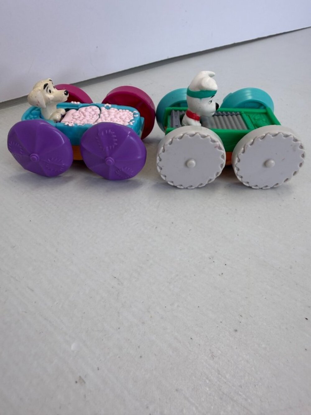 McDonalds Disney 101 Dalmations Flip Cars  1996 Two Sided Cars Lot of 2 - Picture 2 of 5